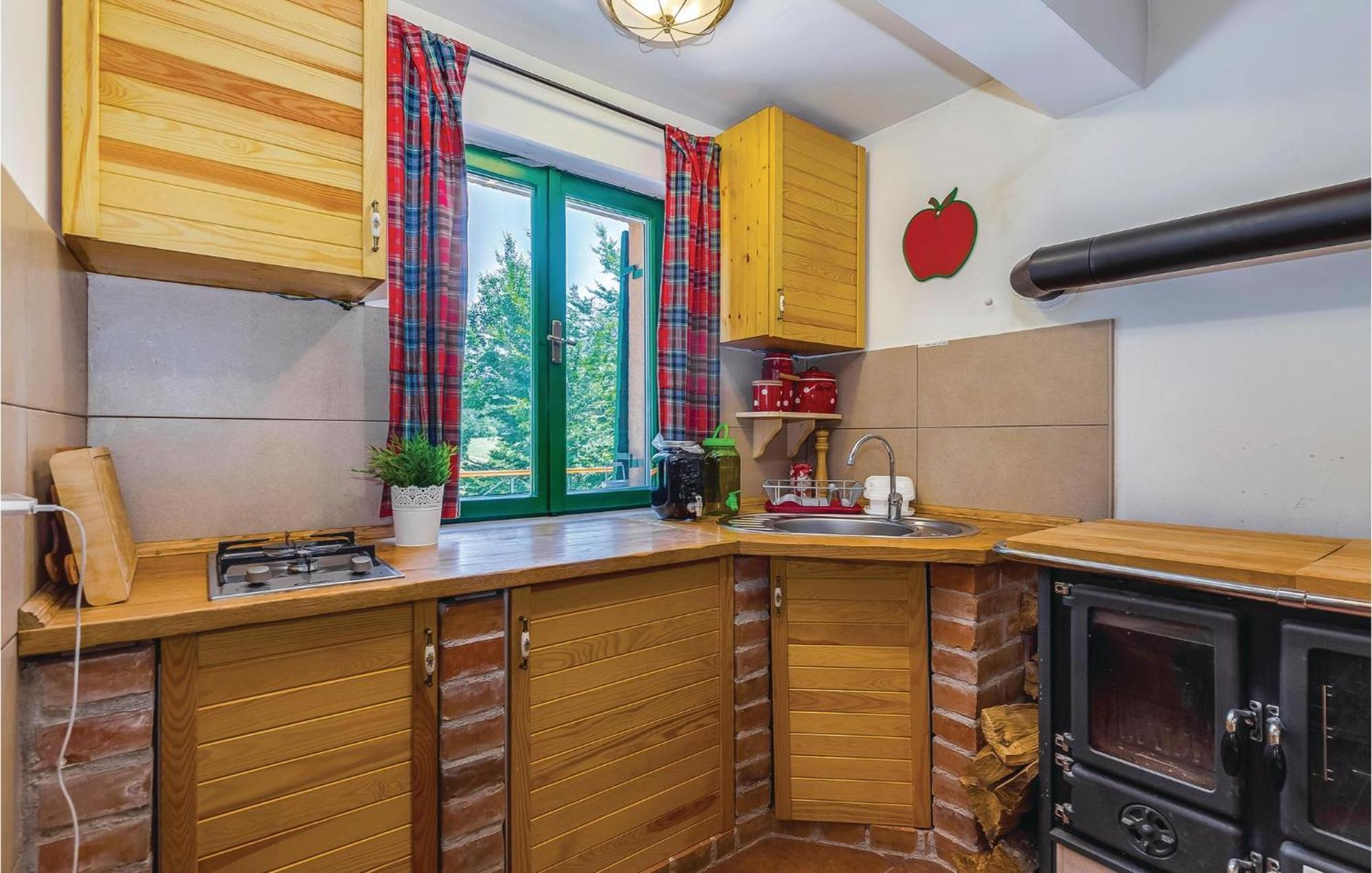 Stunning Home In Bribir With Kitchen Екстер'єр фото